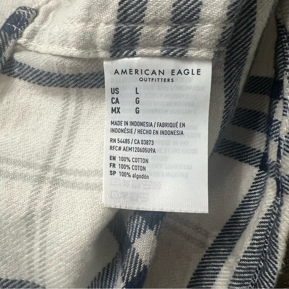 American Eagle Outfitters NWT Navy & Cream button down Flannel with pockets sz L - Picture 8 of 11